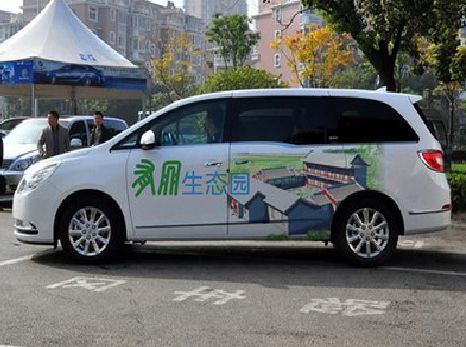 垫江户外车贴喷绘如何保持效果?